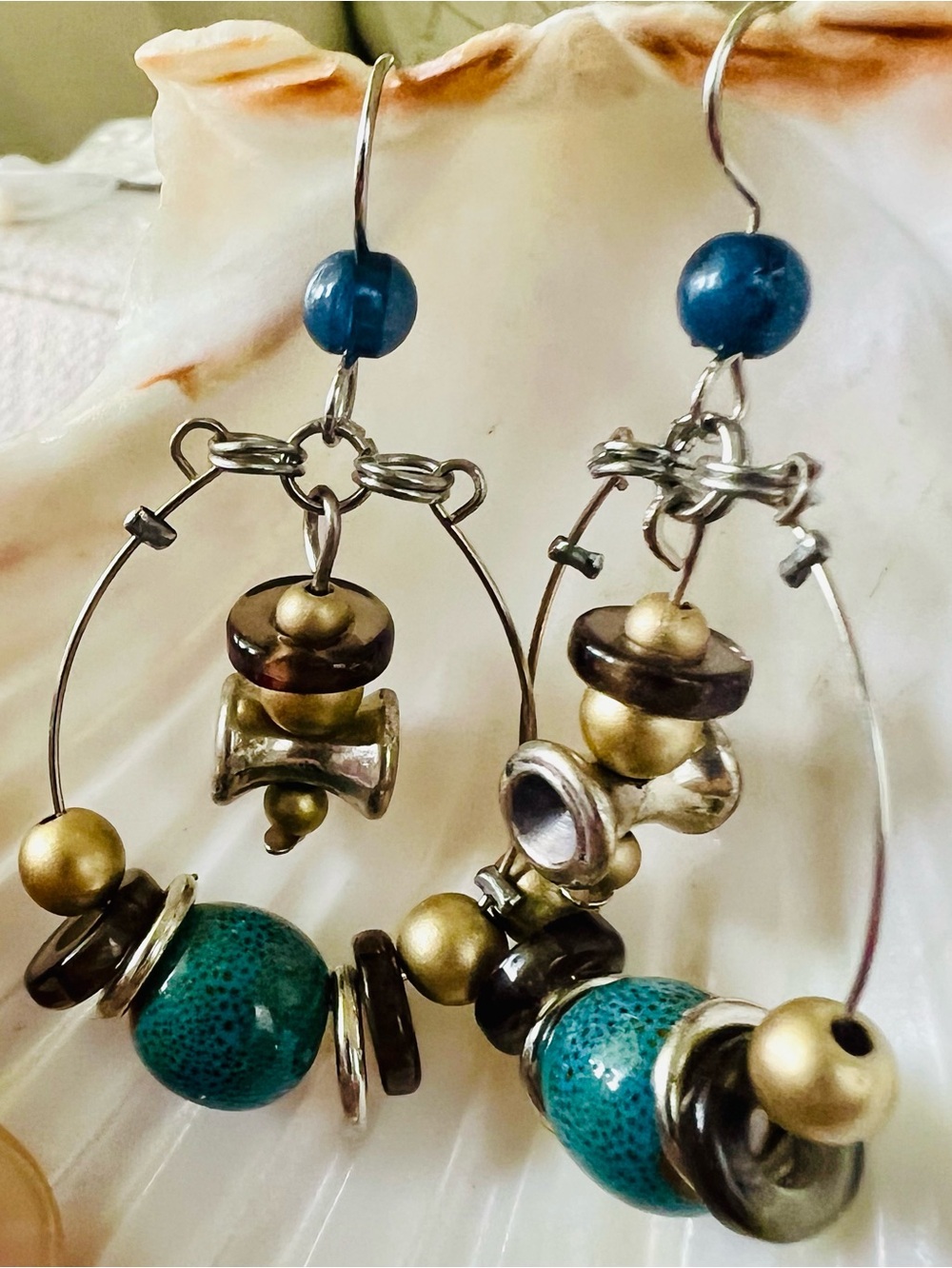 Aris By Tressa  Hoop beaded earrings handmade. Artsy And Well Made, Very Pretty